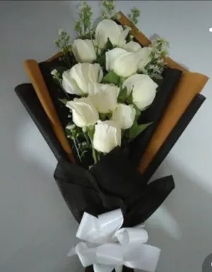RAMO DE ROSAS "Blanca Esperanza"